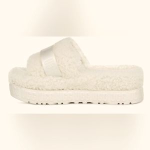 UGG Fluffita Slippers